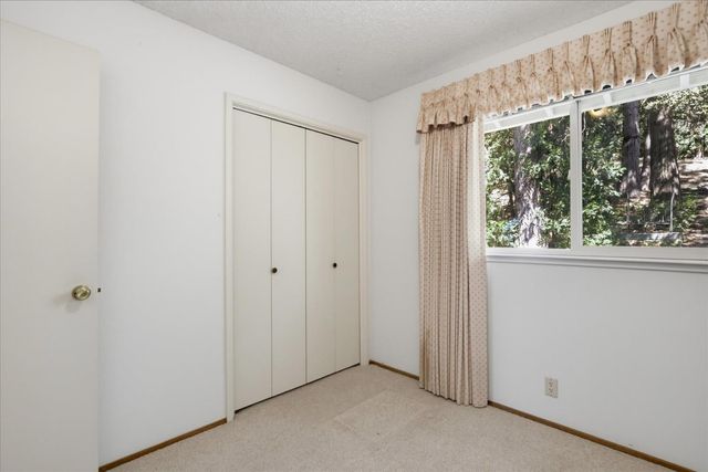 10655 E Piper Ln, Nevada City, CA 95959