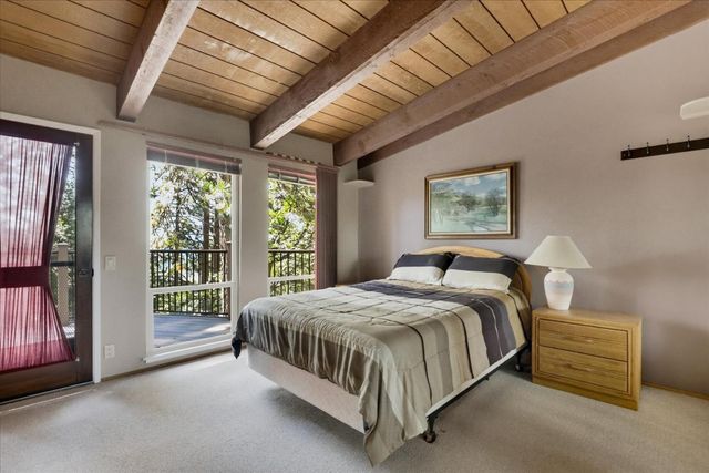 10655 E Piper Ln, Nevada City, CA 95959