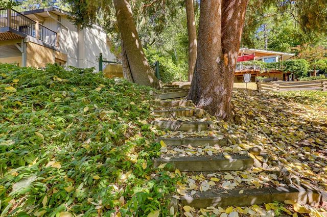 10655 E Piper Ln, Nevada City, CA 95959