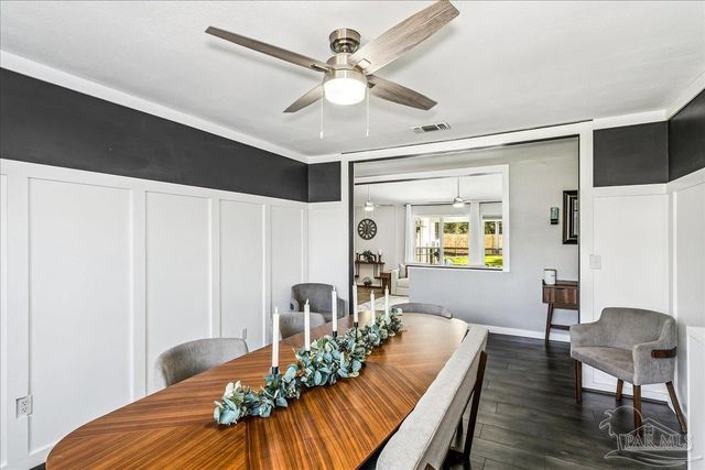 1724 Sea Lark Ln, Navarre, FL 32566