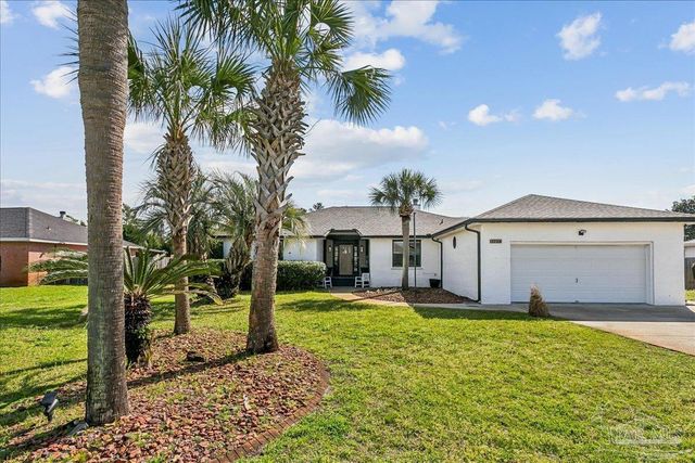 1724 Sea Lark Ln, Navarre, FL 32566