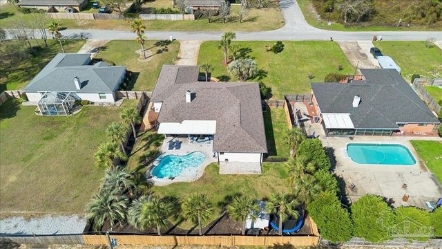 1724 Sea Lark Ln, Navarre, FL 32566