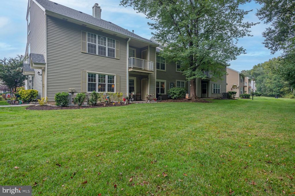 705-A RALSTON DR, Mount Laurel, NJ 08054