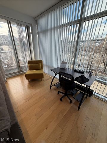 1237 Washington Avenue 412, Cleveland, OH 44113