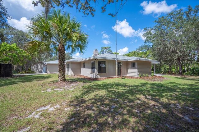 900 HWY 630 E, Frostproof, FL 33843