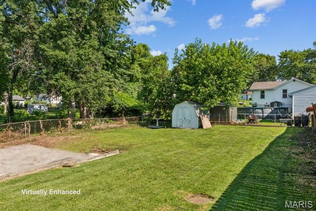 9431 Burdella Avenue, St John, MO 63114