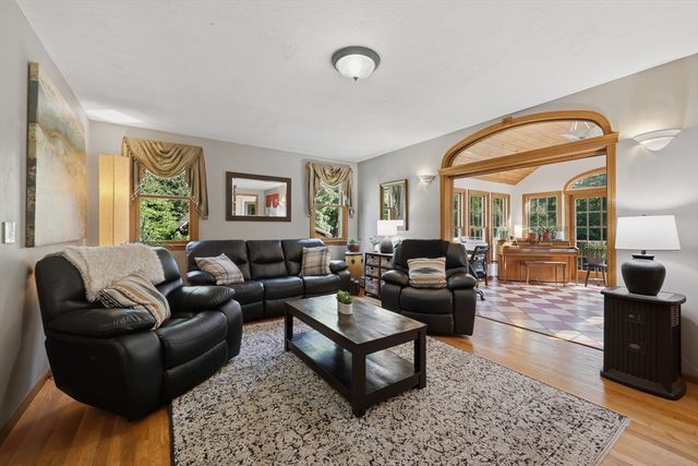 180 South Street, Berlin, MA 01503