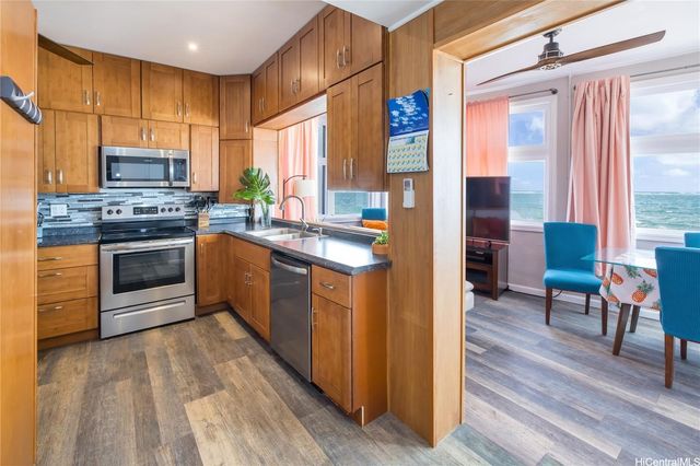 53-797 Kamehameha Highway, Hauula, HI 96717