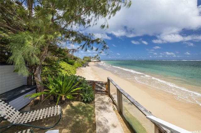 53-797 Kamehameha Highway, Hauula, HI 96717