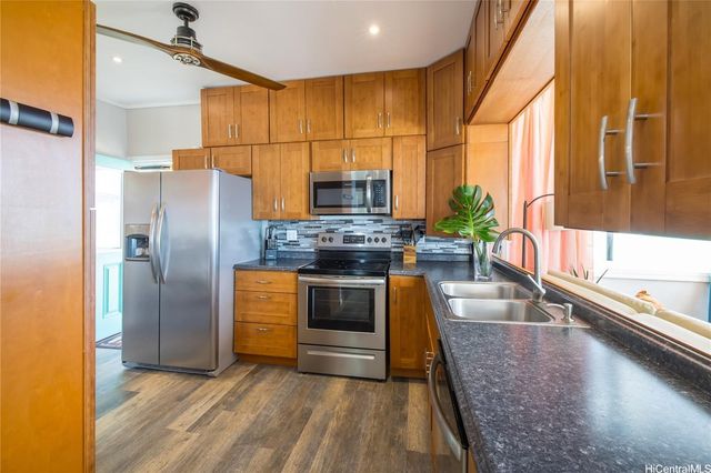 53-797 Kamehameha Highway, Hauula, HI 96717