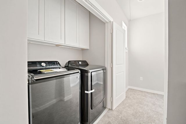 1300 Mckie DR 33, Austin, TX 78752