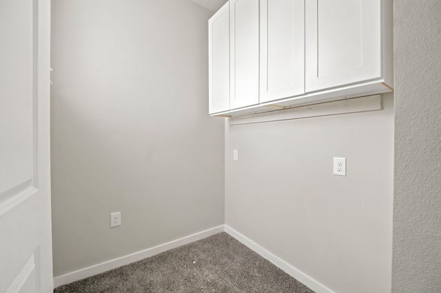 1300 Mckie DR 33, Austin, TX 78752