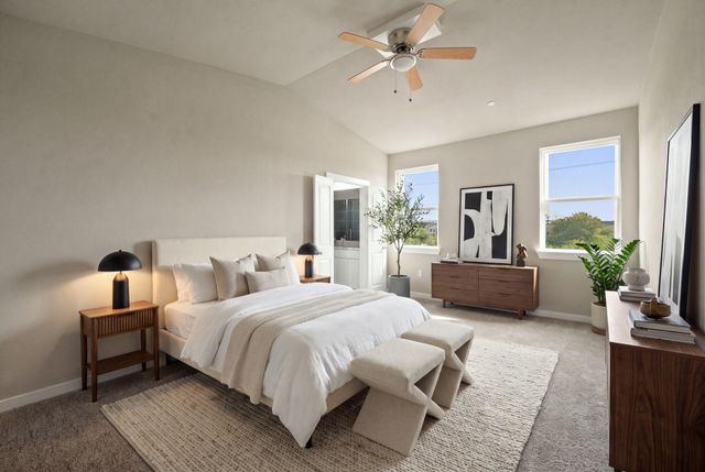 1300 Mckie DR 33, Austin, TX 78752