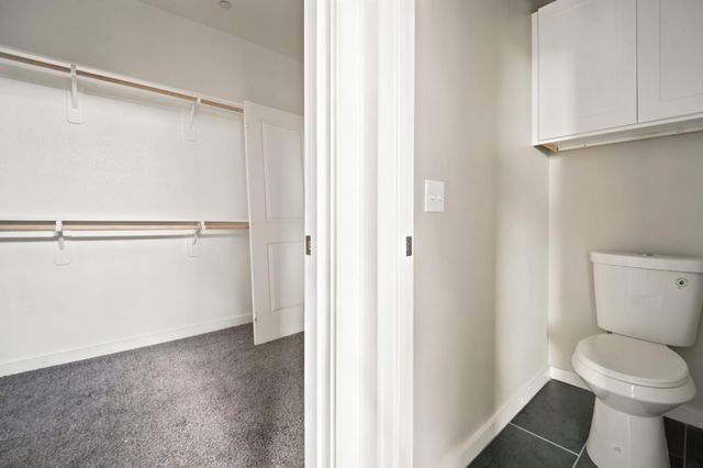 1300 Mckie DR 33, Austin, TX 78752