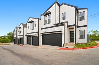 1300 Mckie DR 33, Austin, TX 78752