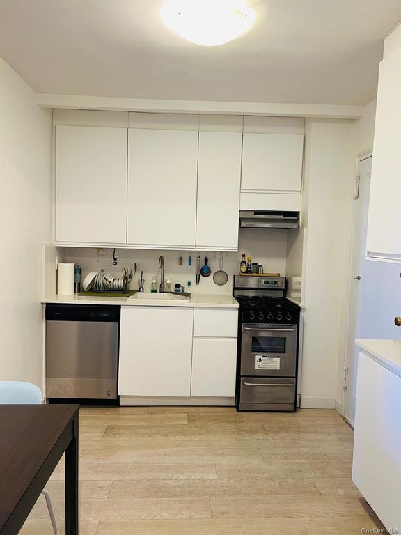 110-20 71st Ave 416, Forest Hills, NY 11375 — photo 4
