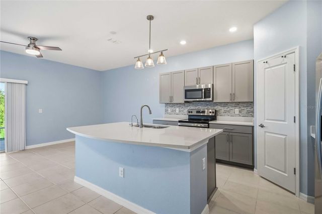 11779 GLENSIDE TERRACE, Palmetto, FL 34221
