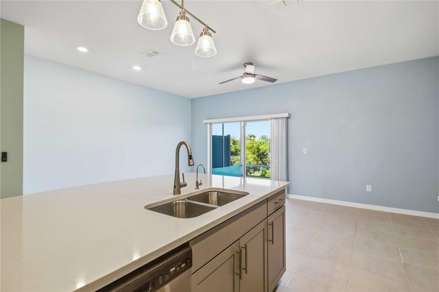 11779 GLENSIDE TERRACE, Palmetto, FL 34221