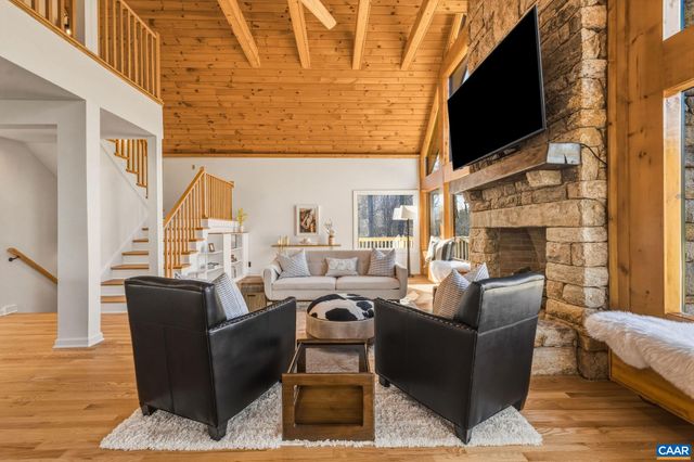 7102 BLACKWELLS HOLLOW RD, Crozet, VA 22932