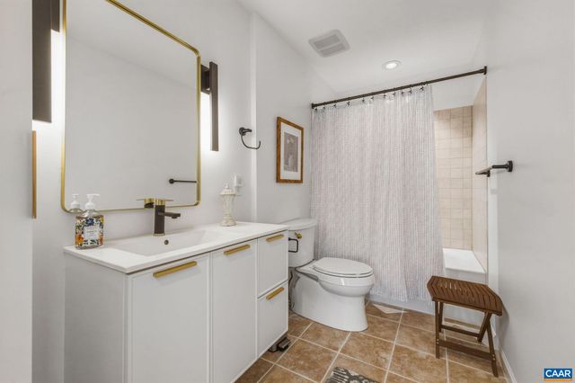 7102 BLACKWELLS HOLLOW RD, Crozet, VA 22932