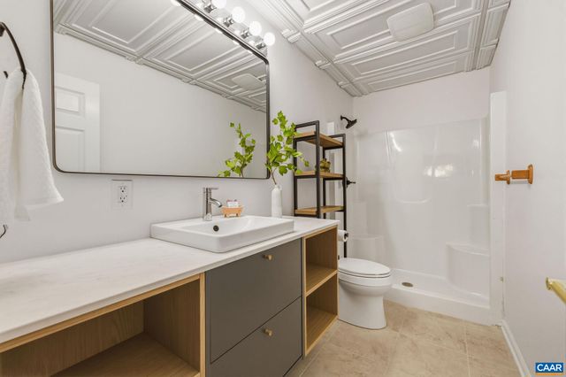 7102 BLACKWELLS HOLLOW RD, Crozet, VA 22932