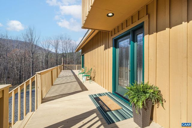 7102 BLACKWELLS HOLLOW RD, Crozet, VA 22932