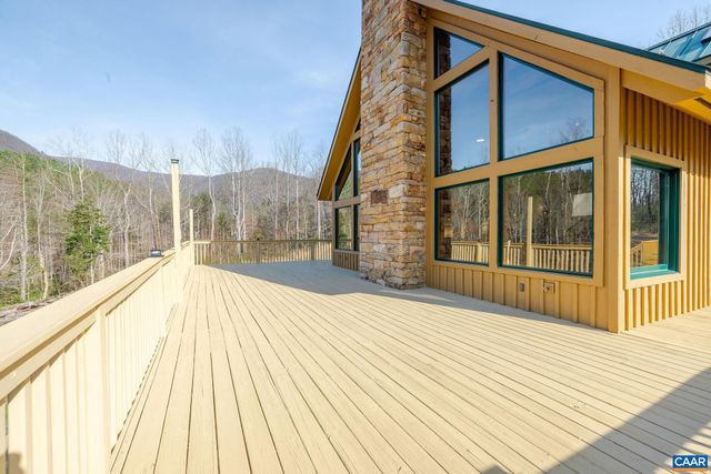 7102 BLACKWELLS HOLLOW RD, Crozet, VA 22932