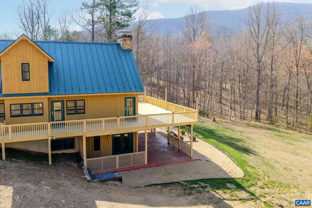 7102 BLACKWELLS HOLLOW RD, Crozet, VA 22932