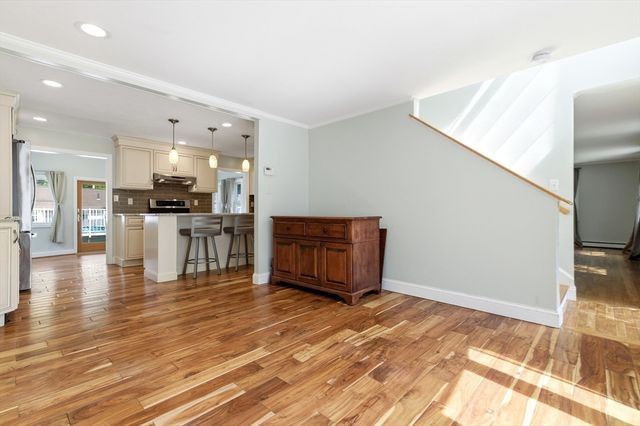 29 Karen Ln, Weymouth, MA 02188