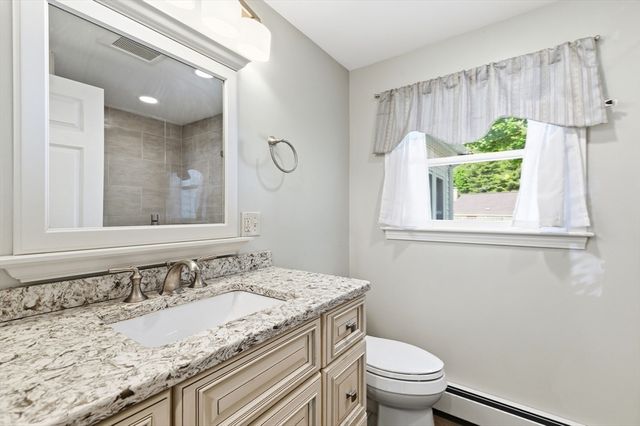 29 Karen Ln, Weymouth, MA 02188