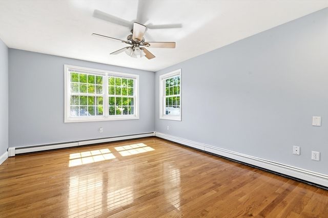 29 Karen Ln, Weymouth, MA 02188