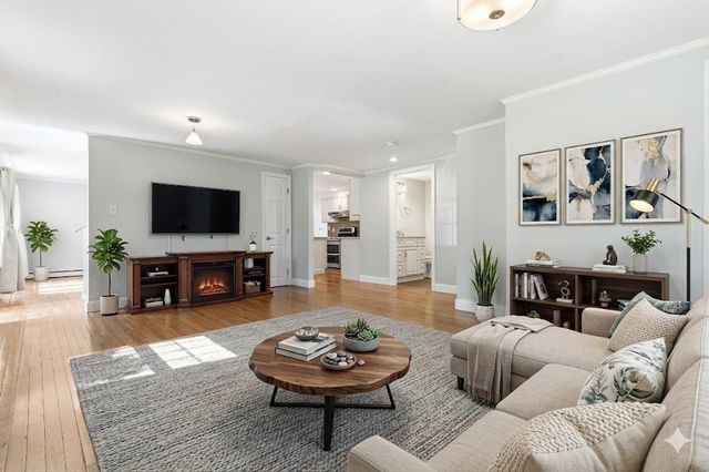 29 Karen Ln, Weymouth, MA 02188
