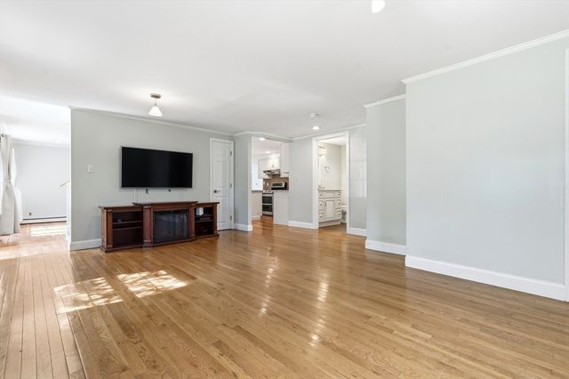 29 Karen Ln, Weymouth, MA 02188
