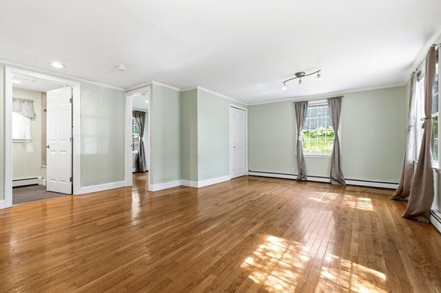 29 Karen Ln, Weymouth, MA 02188