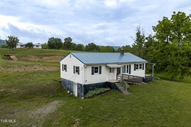 1313 Oasis Road, Bulls Gap, TN 37711