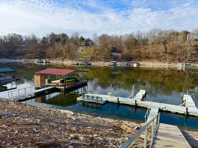 304 Persimmon Way, Harrodsburg, KY 40330