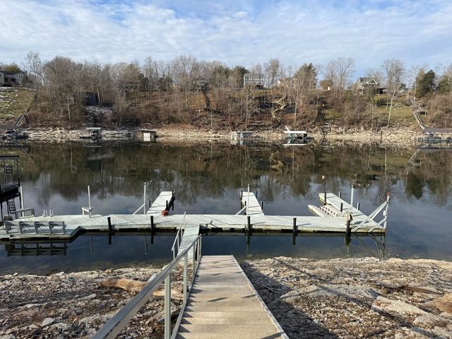 304 Persimmon Way, Harrodsburg, KY 40330
