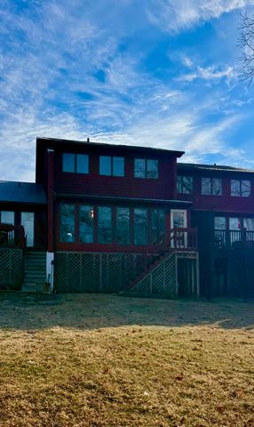 304 Persimmon Way, Harrodsburg, KY 40330