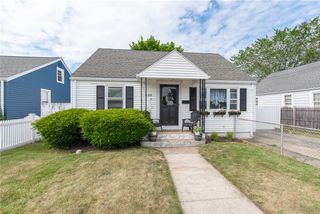 438 Beverage Hill Road, Pawtucket, RI 02861