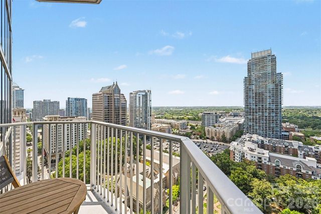210 N Church Street 2204, Charlotte, NC 28202