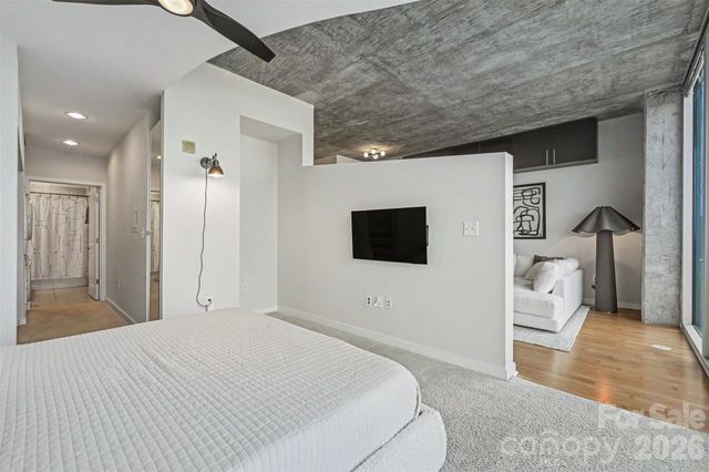 210 N Church Street 2204, Charlotte, NC 28202