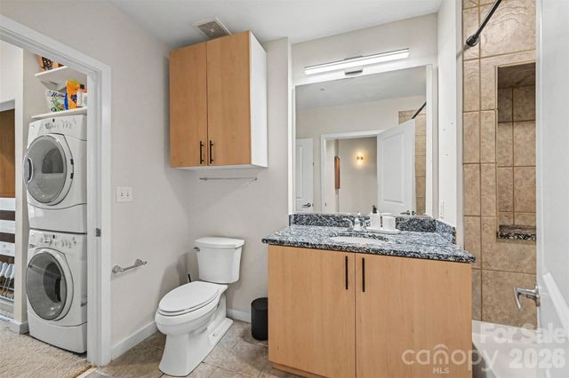210 N Church Street 2204, Charlotte, NC 28202