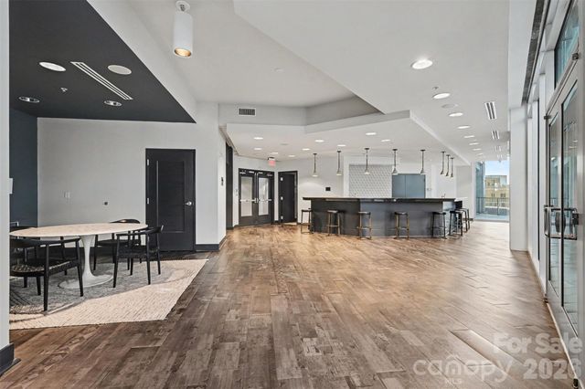 210 N Church Street 2204, Charlotte, NC 28202