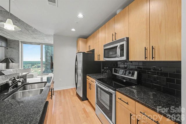 210 N Church Street 2204, Charlotte, NC 28202