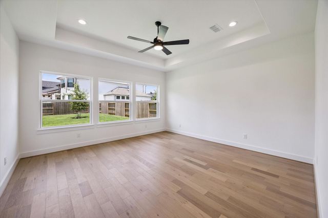 422 Venado View Court, Conroe, TX 77304