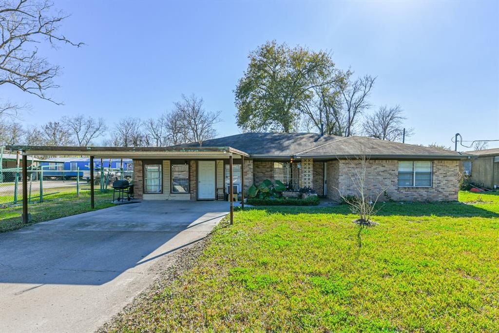 224 Zinn Drive, Crosby, TX 77532