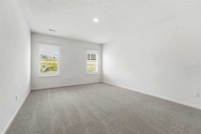 812 Curtman Ct, Plum Boro, PA 15068