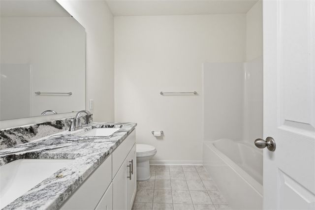 812 Curtman Ct, Plum Boro, PA 15068