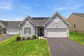 812 Curtman Ct, Plum Boro, PA 15068