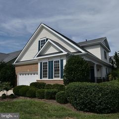 5105 SEWELLS POINTE DR, Fredericksburg, VA 22407